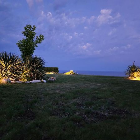 Private Villa 102 With Heated Pool In Blacksearama Baltsjik Buitenkant foto