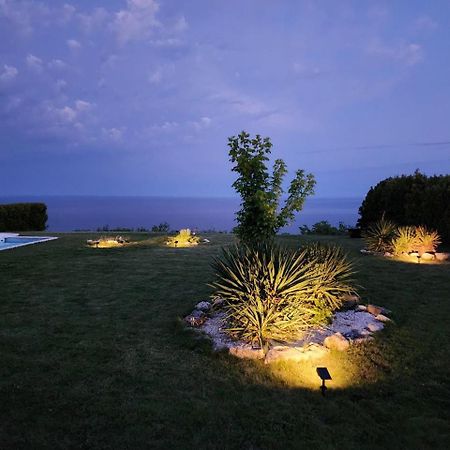 Private Villa 102 With Heated Pool In Blacksearama Baltsjik Buitenkant foto