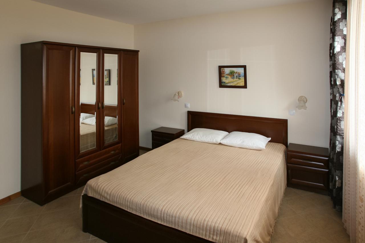 Private Villa 102 With Heated Pool In Blacksearama Baltsjik Buitenkant foto